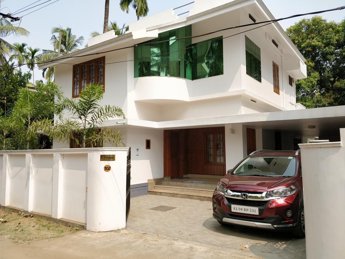 Вилла White House Thrissur Экстерьер фото